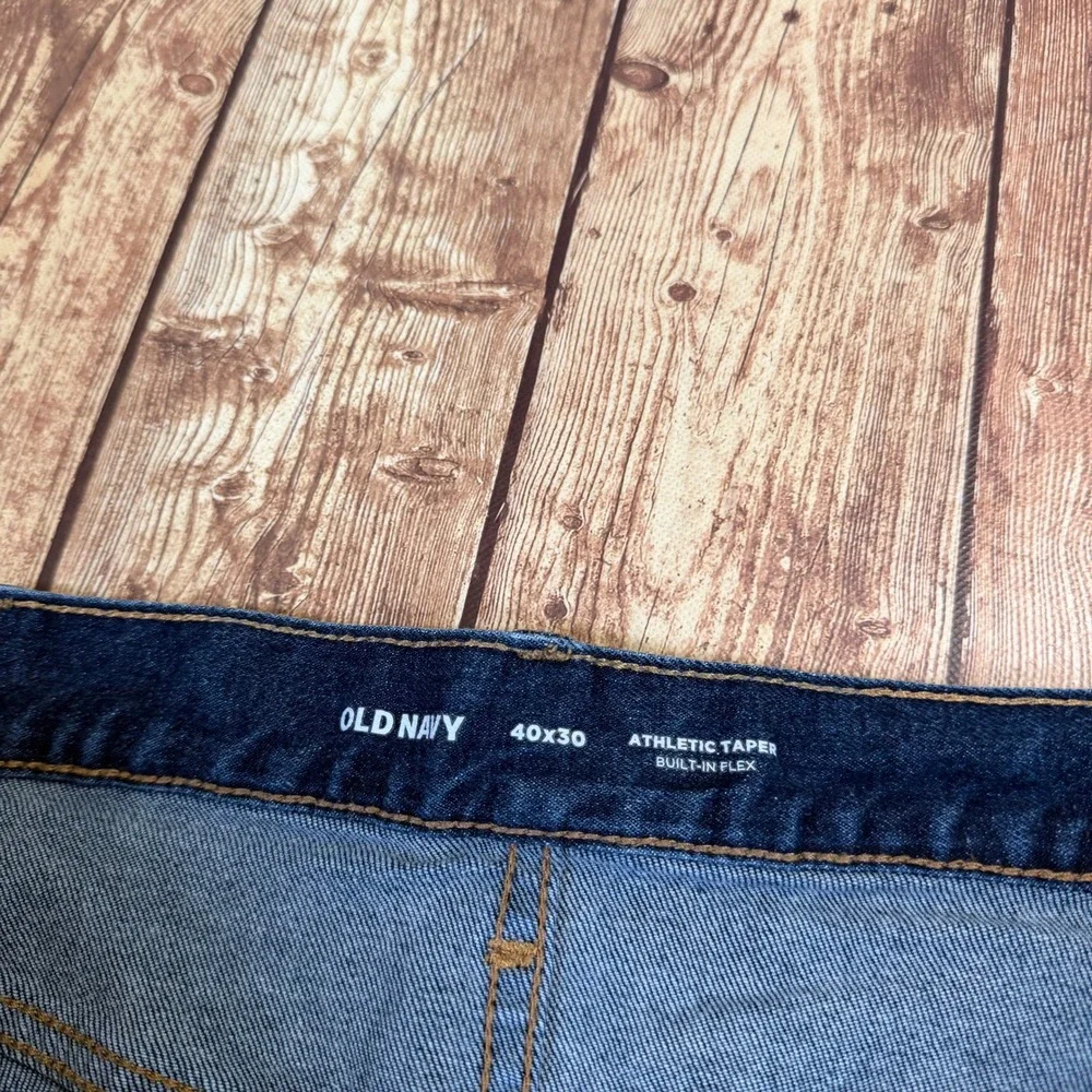Old Navy Athletic Taper Jeans Mens 40x30 Blue Built In Flex Stretch Denim